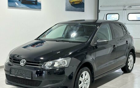 Volkswagen Polo VI (EU Market), 2009 год, 879 900 рублей, 2 фотография