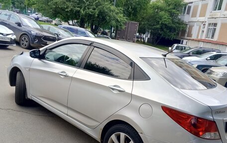 Hyundai Solaris II рестайлинг, 2011 год, 680 000 рублей, 6 фотография