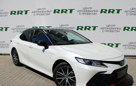 Toyota Camry, 2021 год, 3 549 000 рублей, 1 фотография