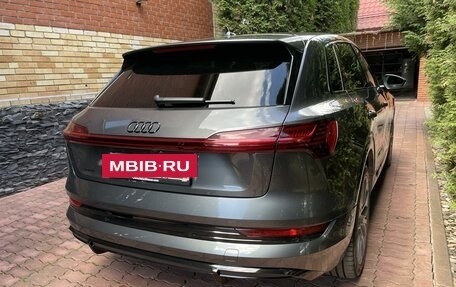 Audi e-tron I, 2022 год, 7 777 777 рублей, 5 фотография