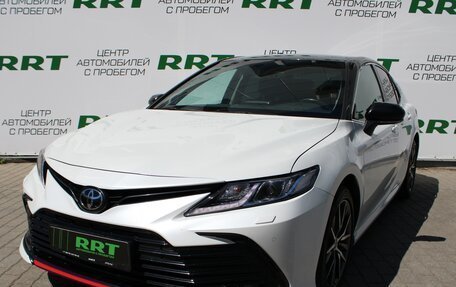 Toyota Camry, 2021 год, 3 549 000 рублей, 6 фотография