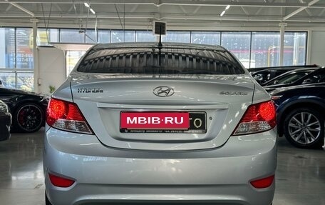 Hyundai Solaris II рестайлинг, 2011 год, 750 000 рублей, 5 фотография