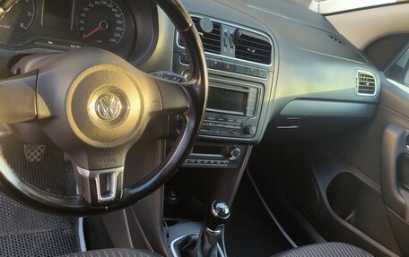 Volkswagen Polo VI (EU Market), 2012 год, 760 000 рублей, 15 фотография