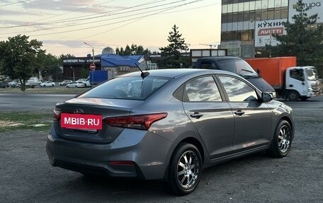 Hyundai Solaris II рестайлинг, 2018 год, 1 420 000 рублей, 8 фотография