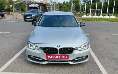 BMW 3 серия, 2011 год, 1 500 000 рублей, 2 фотография
