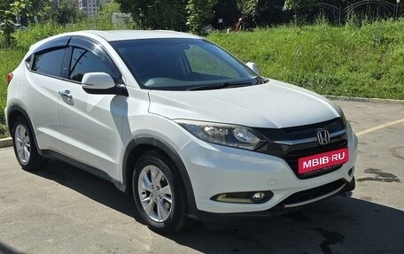 Honda Vezel, 2015 год, 1 770 000 рублей, 1 фотография