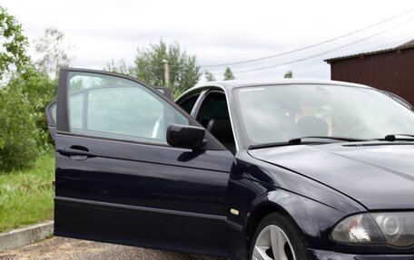 BMW 3 серия, 2001 год, 599 000 рублей, 24 фотография