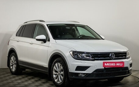 Volkswagen Tiguan II, 2018 год, 2 389 000 рублей, 3 фотография