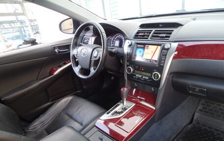 Toyota Camry, 2012 год, 1 600 000 рублей, 2 фотография