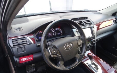 Toyota Camry, 2012 год, 1 600 000 рублей, 4 фотография