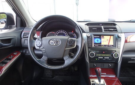 Toyota Camry, 2012 год, 1 600 000 рублей, 7 фотография