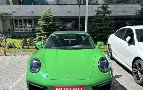 Porsche 911, 2021 год, 27 000 000 рублей, 2 фотография