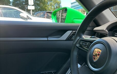 Porsche 911, 2021 год, 27 000 000 рублей, 22 фотография