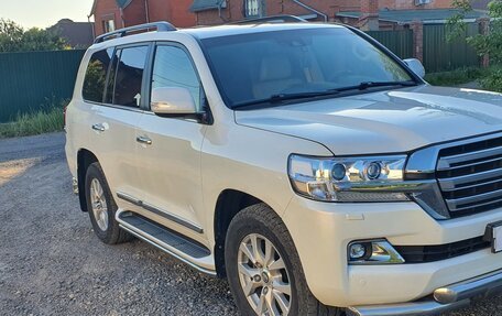 Toyota Land Cruiser 200, 2018 год, 7 500 000 рублей, 3 фотография