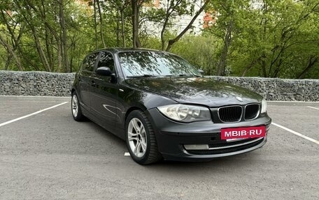 BMW 1 серия, 2008 год, 690 000 рублей, 3 фотография