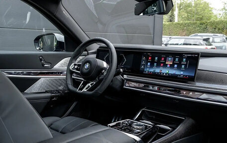 BMW 7 серия, 2024 год, 16 578 000 рублей, 9 фотография