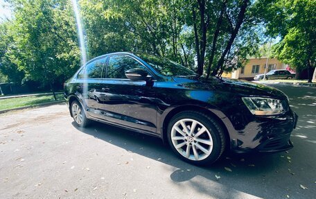 Volkswagen Jetta VI, 2014 год, 1 500 000 рублей, 13 фотография