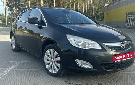 Opel Astra J, 2011 год, 714 000 рублей, 4 фотография