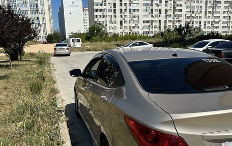 Hyundai Solaris II рестайлинг, 2011 год, 750 000 рублей, 6 фотография