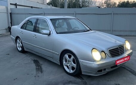 Mercedes-Benz E-Класс, 1999 год, 465 000 рублей, 2 фотография