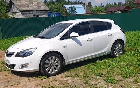 Opel Astra J, 2011 год, 790 000 рублей, 9 фотография
