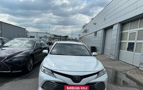 Toyota Camry, 2020 год, 3 075 000 рублей, 1 фотография