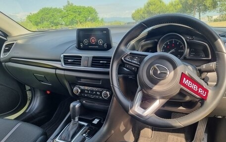 Mazda Axela, 2019 год, 1 850 000 рублей, 8 фотография