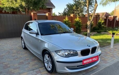 BMW 1 серия, 2008 год, 770 000 рублей, 2 фотография