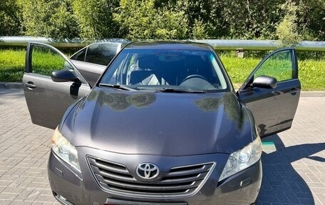 Toyota Camry, 2008 год, 1 490 000 рублей, 2 фотография