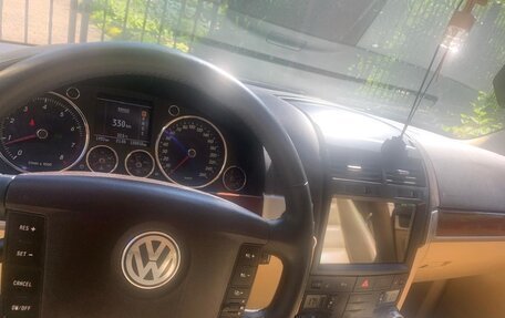 Volkswagen Touareg III, 2006 год, 1 300 000 рублей, 7 фотография