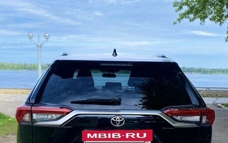 Toyota RAV4, 2020 год, 3 150 000 рублей, 5 фотография