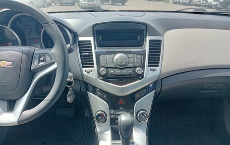 Chevrolet Cruze II, 2011 год, 830 000 рублей, 12 фотография