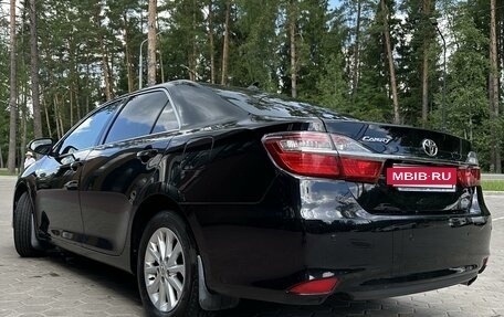 Toyota Camry, 2018 год, 2 950 000 рублей, 4 фотография