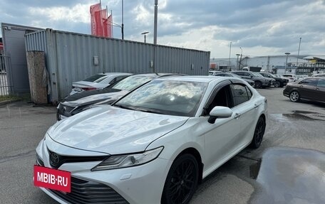 Toyota Camry, 2020 год, 3 075 000 рублей, 2 фотография