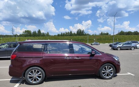 KIA Carnival III, 2019 год, 3 250 000 рублей, 3 фотография