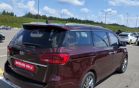 KIA Carnival III, 2019 год, 3 250 000 рублей, 4 фотография