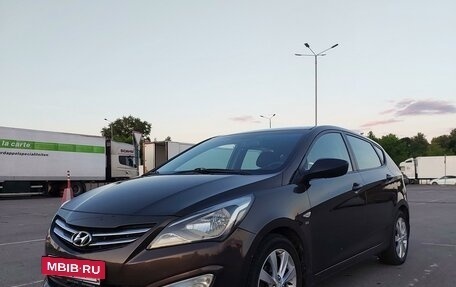 Hyundai Solaris II рестайлинг, 2014 год, 1 150 000 рублей, 4 фотография