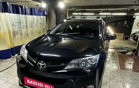 Toyota RAV4, 2013 год, 2 350 000 рублей, 2 фотография