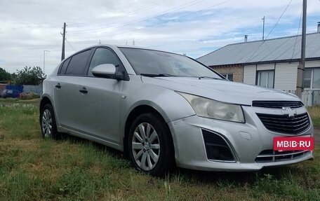 Chevrolet Cruze II, 2013 год, 670 000 рублей, 2 фотография