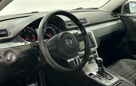Volkswagen Passat B7, 2012 год, 1 379 900 рублей, 5 фотография