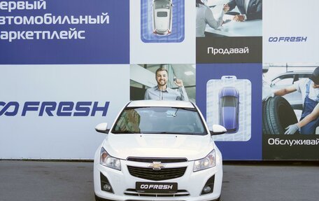 Chevrolet Cruze II, 2013 год, 999 000 рублей, 3 фотография