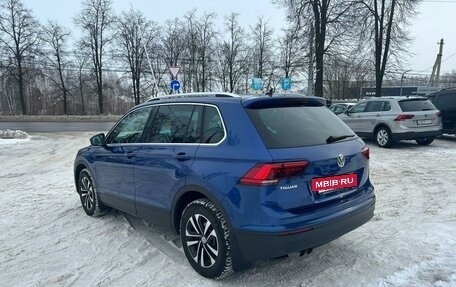 Volkswagen Tiguan II, 2019 год, 3 150 000 рублей, 5 фотография
