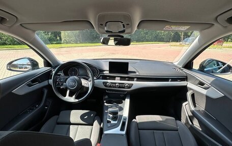 Audi A4, 2016 год, 2 200 000 рублей, 10 фотография