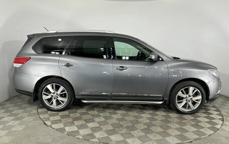 Nissan Pathfinder, 2015 год, 1 670 000 рублей, 4 фотография