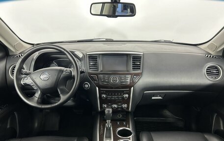 Nissan Pathfinder, 2015 год, 1 670 000 рублей, 7 фотография