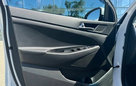 Hyundai Tucson III, 2017 год, 2 370 000 рублей, 9 фотография