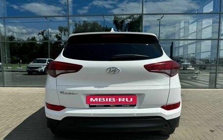 Hyundai Tucson III, 2017 год, 2 370 000 рублей, 6 фотография
