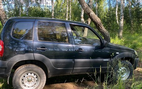 Chevrolet Niva I рестайлинг, 2012 год, 620 000 рублей, 12 фотография