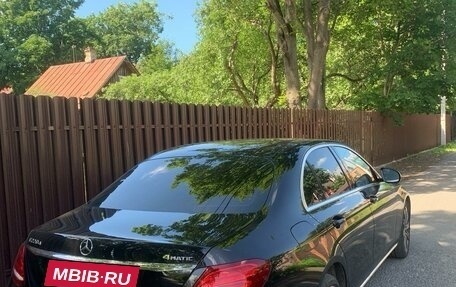 Mercedes-Benz E-Класс, 2017 год, 4 350 000 рублей, 3 фотография
