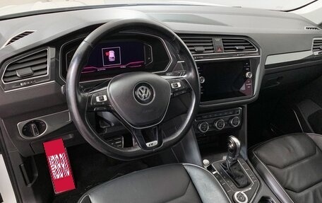 Volkswagen Tiguan II, 2019 год, 2 899 000 рублей, 12 фотография